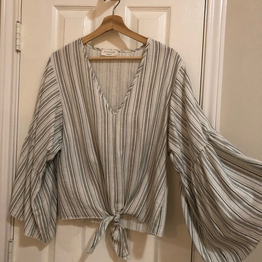 Bell sleeve top